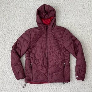 Champion light puffy jacket. Size L.